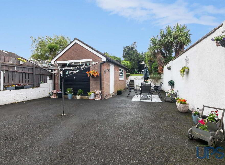 32 Coolnasilla Park West, Belfast, BT11 8JT