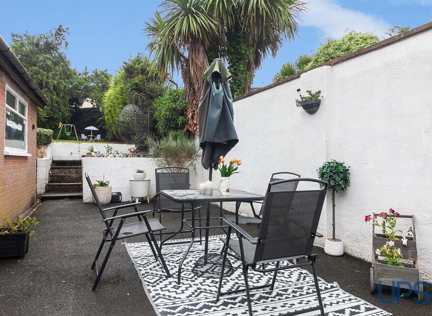 32 Coolnasilla Park West, Belfast, BT11 8JT