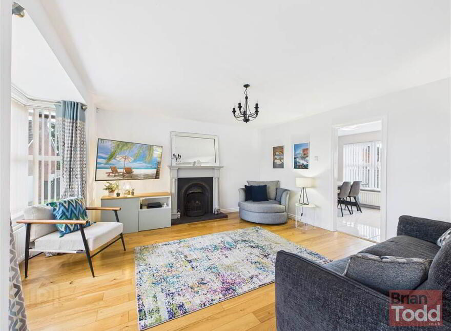 1 Huntly Park, Larne, BT40 2TT photo 3