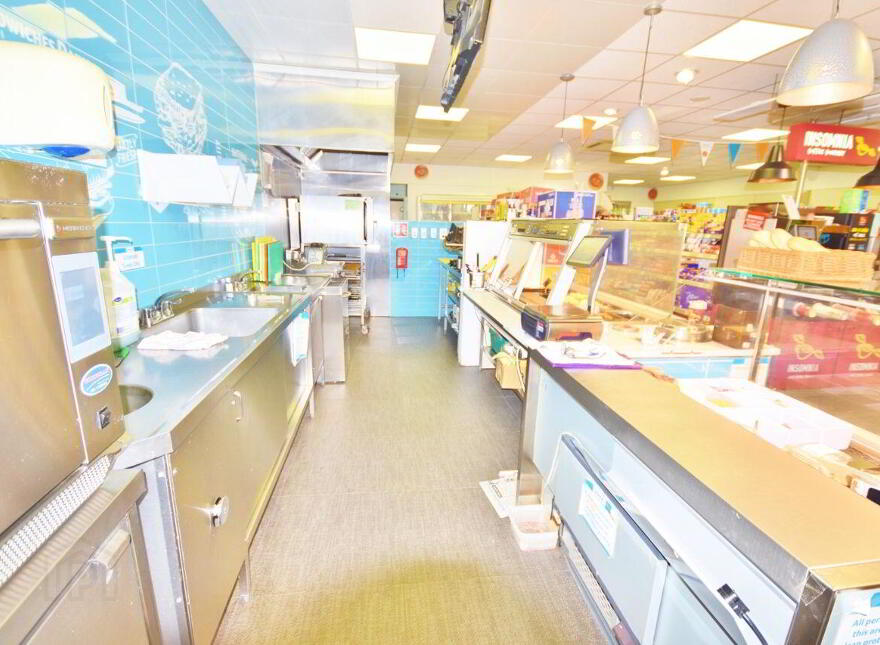 Ryan's Convenience Store, Lisselton Cross, Lisselton, V31PV38