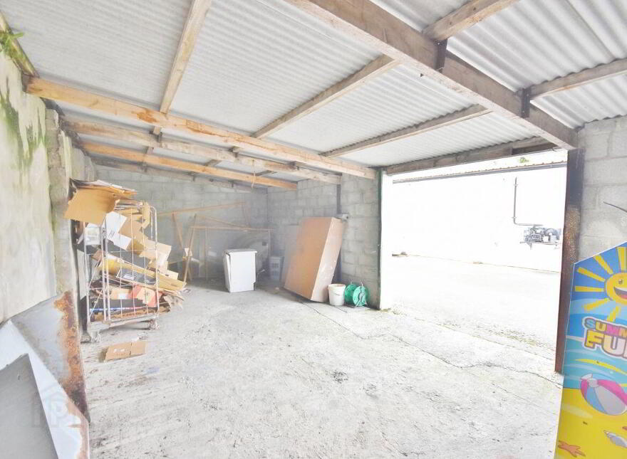 Ryan's Convenience Store, Lisselton Cross, Lisselton, V31PV38