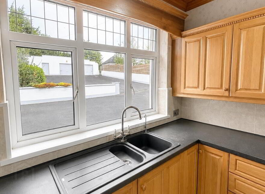 83 Dublin Road, Omagh, BT78 1HQ