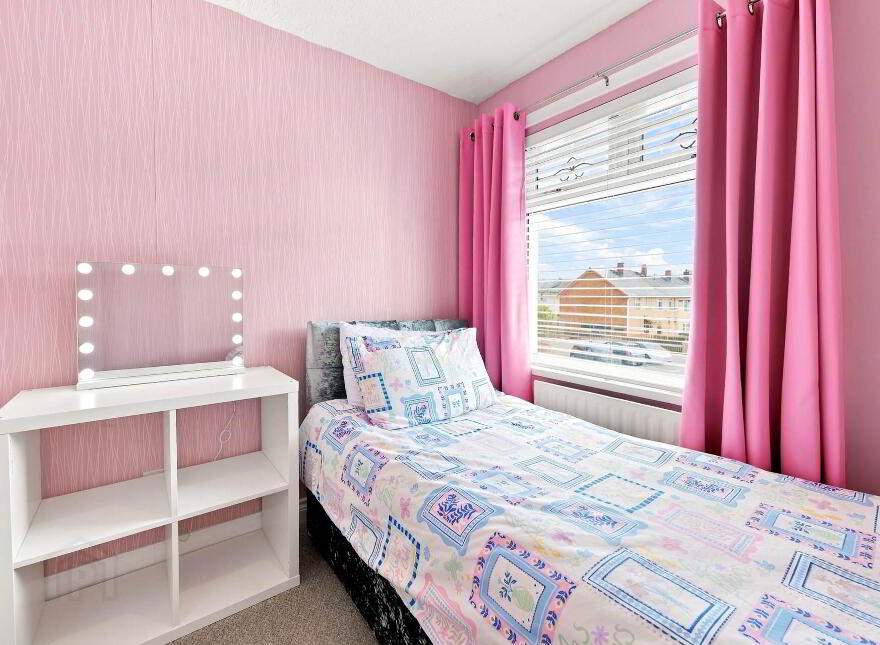 98 Beechfield Drive, Donaghadee, BT21 0AY