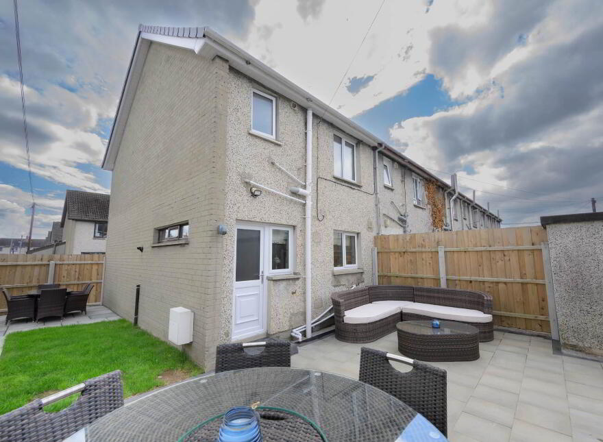 98 Beechfield Drive, Donaghadee, BT21 0AY