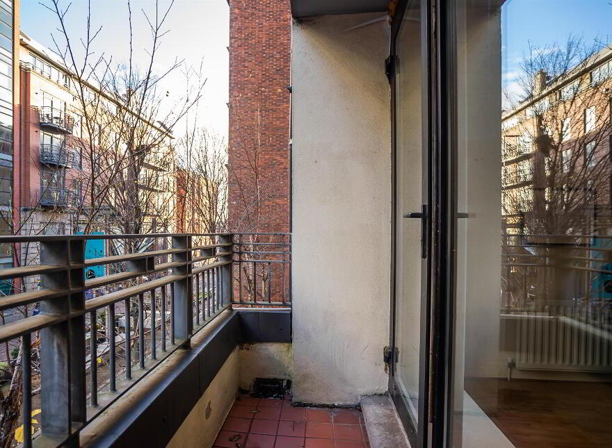 204 Margarita Plaza, 81 Adelaide Street, Belfast, BT2 8FF