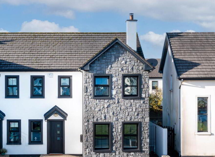 8 Cluain, Athenry, H65YV48
