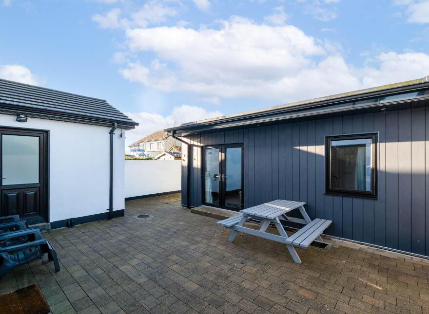8 Cluain, Athenry, H65YV48