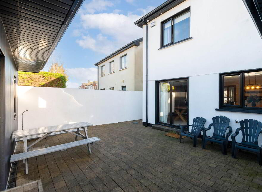 8 Cluain, Athenry, H65YV48