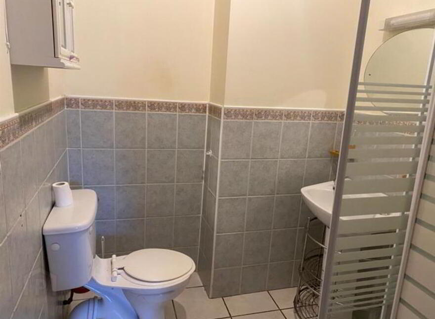 Apt, 4 Riverside, Main Street, Ballinamore, N41KW10