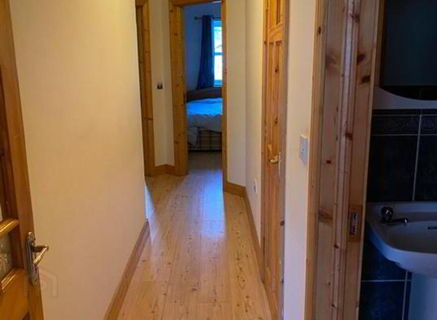 Apt, 4 Riverside, Main Street, Ballinamore, N41KW10