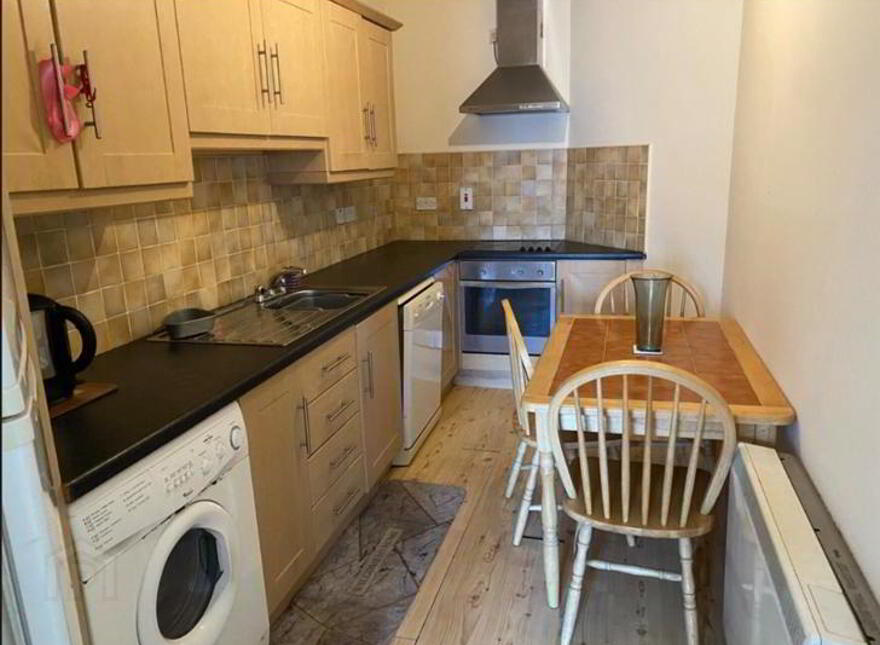 Apt, 4 Riverside, Main Street, Ballinamore, N41KW10