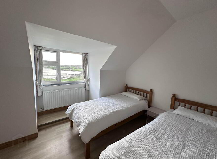 The Old Court Inn, Baltimore, P81VR66