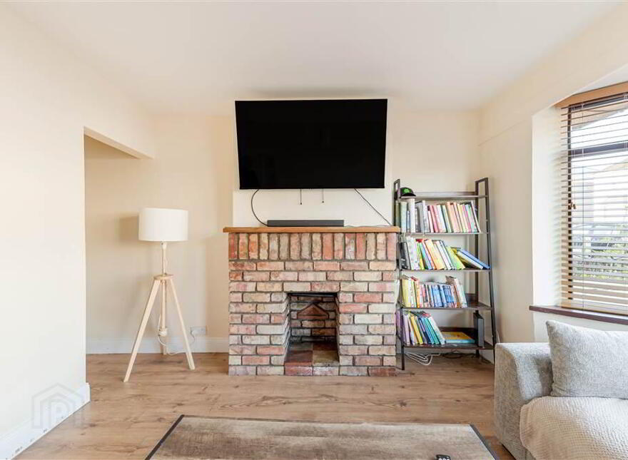 13 Sunnymede Park, Dunmurry, Belfast, BT17 0PU