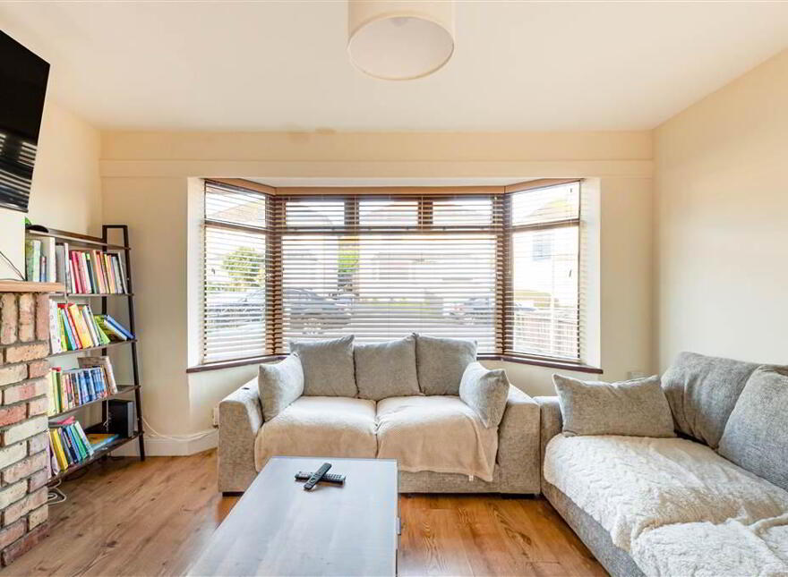 13 Sunnymede Park, Dunmurry, Belfast, BT17 0PU