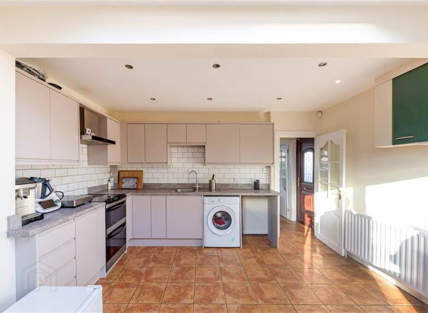 13 Sunnymede Park, Dunmurry, Belfast, BT17 0PU