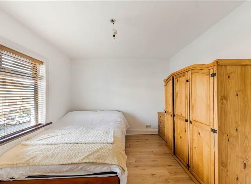 13 Sunnymede Park, Dunmurry, Belfast, BT17 0PU