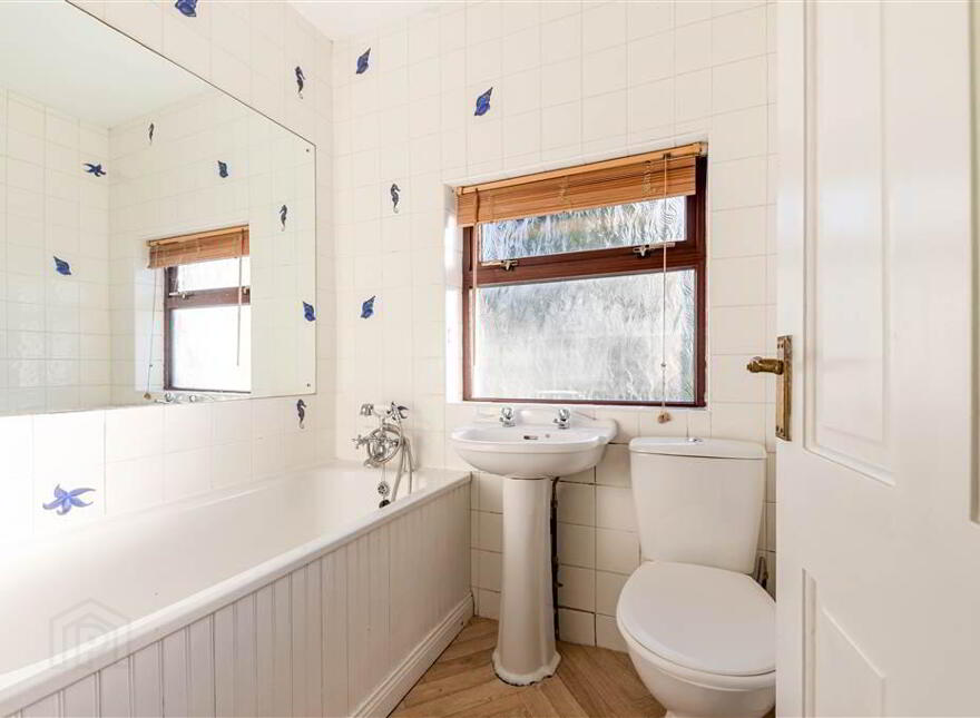 13 Sunnymede Park, Dunmurry, Belfast, BT17 0PU