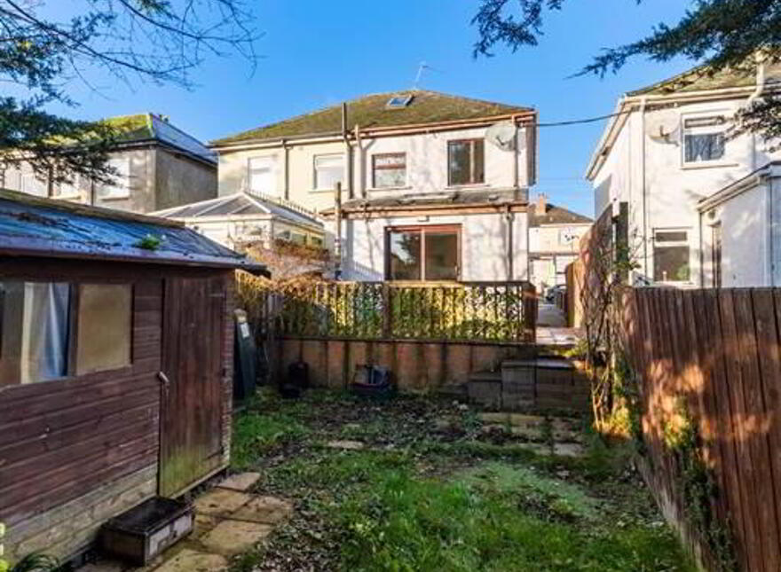 13 Sunnymede Park, Dunmurry, Belfast, BT17 0PU