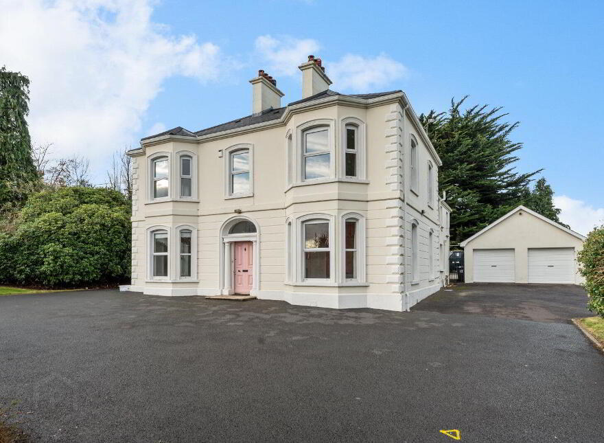 18 Church Road, Ballynahinch, BT24 8LP