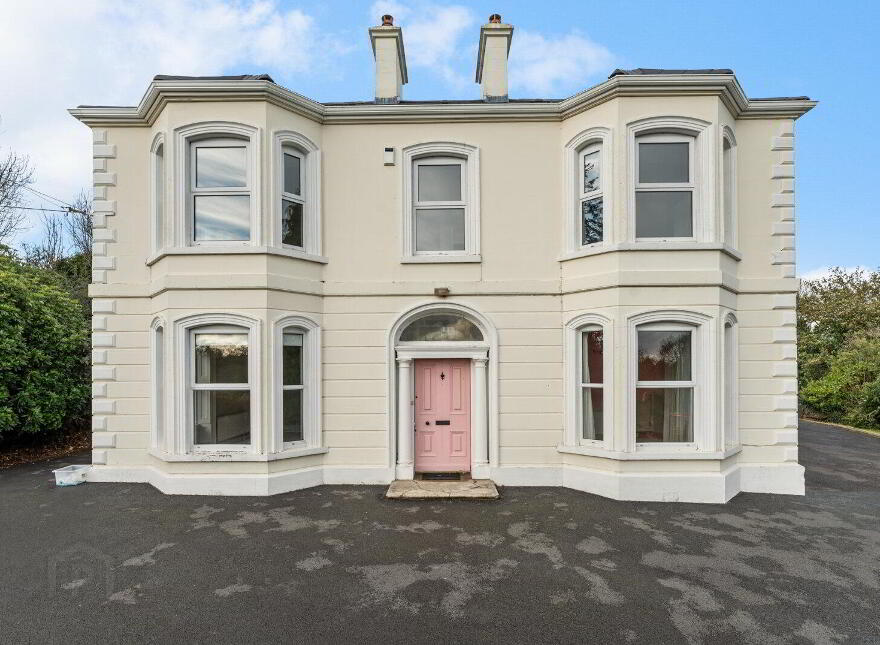 18 Church Road, Ballynahinch, BT24 8LP