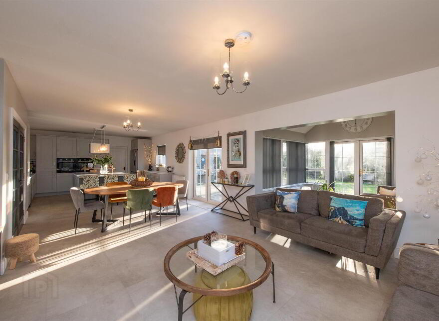 17 Glen Road, Dromore, BT25 1JX