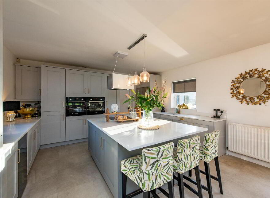17 Glen Road, Dromore, BT25 1JX