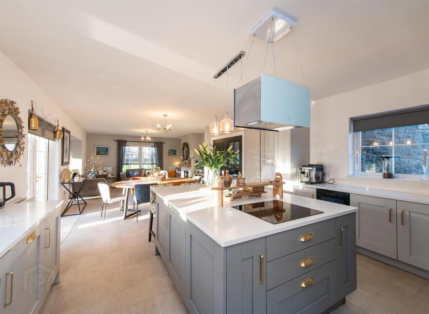 17 Glen Road, Dromore, BT25 1JX