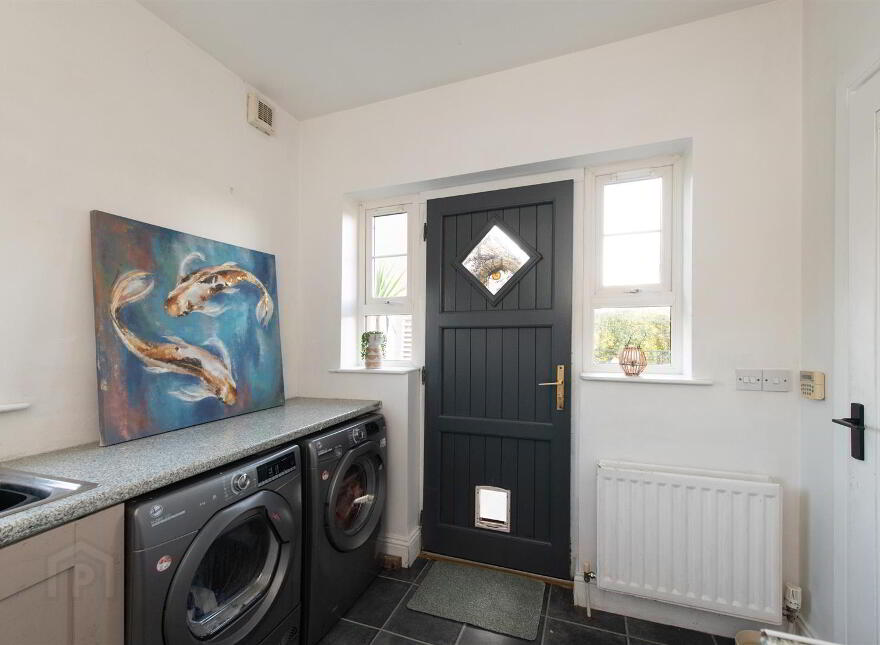 17 Glen Road, Dromore, BT25 1JX