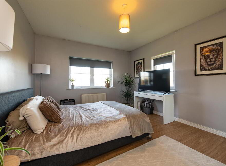 17 Glen Road, Dromore, BT25 1JX