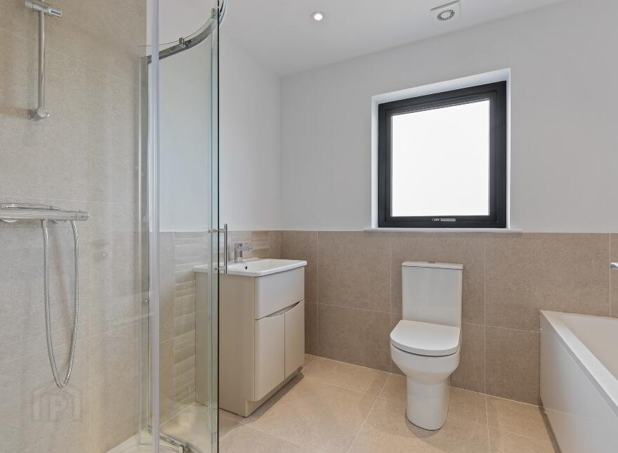 The Driftwood, St Andrews Point, Shore Road, Ballyhalbert, BT22 1TW