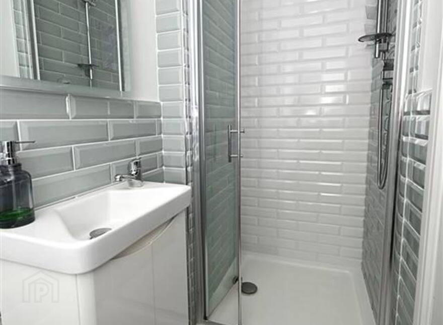165 Drakes Point, Crosshaven