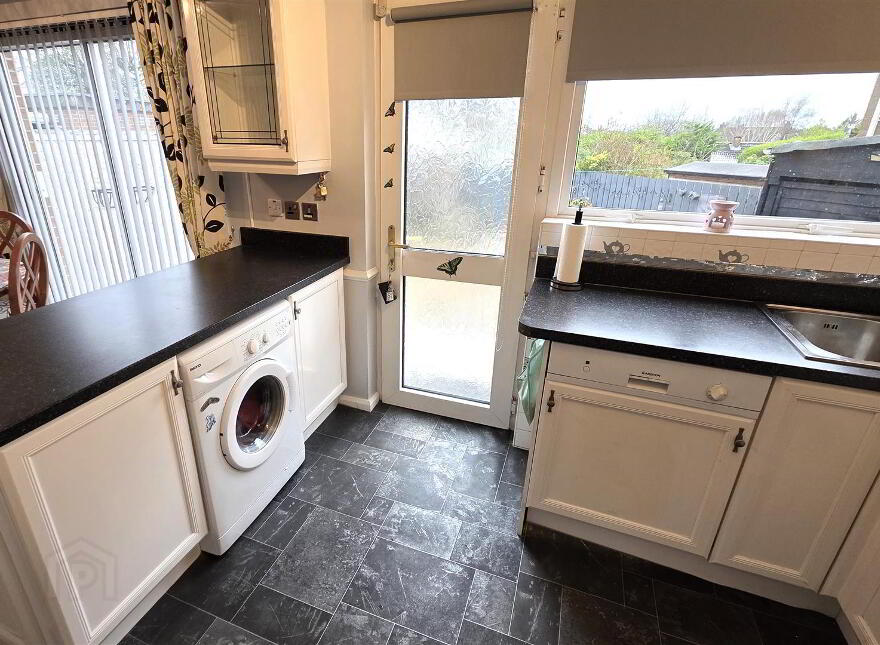64 Alderpark, Antrim, BT41 1JU