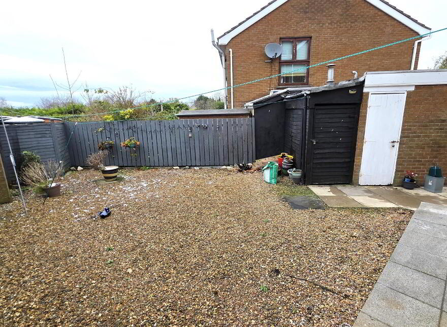 64 Alderpark, Antrim, BT41 1JU