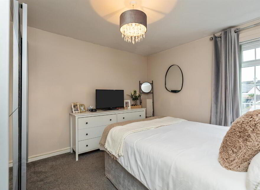 17 Altan Drive, Stewartstown Road, Belfast, BT17 0UD