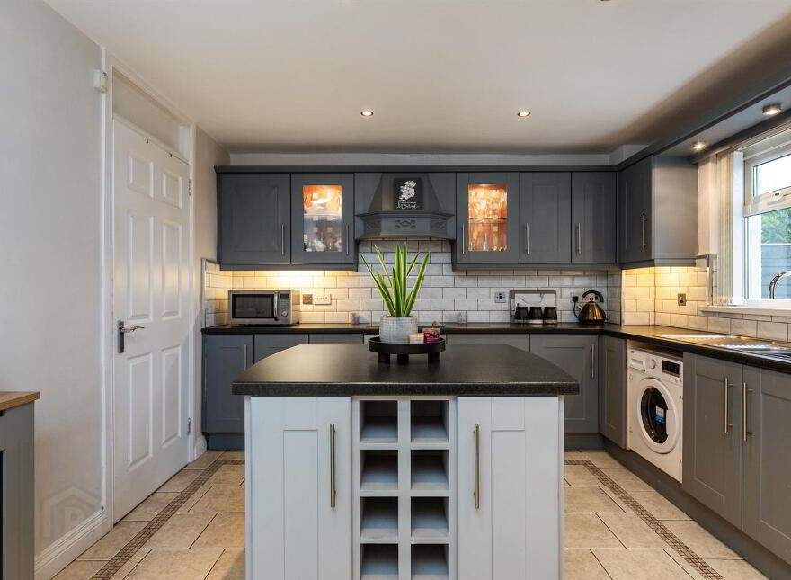 17 Altan Drive, Stewartstown Road, Belfast, BT17 0UD