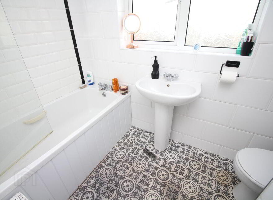 62 Hawthorn Avenue, Carrickfergus, BT38 8EQ