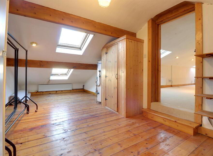 6B Cunningburn Road, Newtownards, BT22 2AN