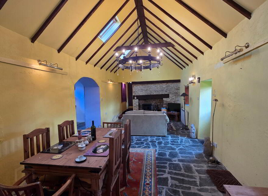 Poulnacalee, Church Cross, Skibbereen, P81CH74