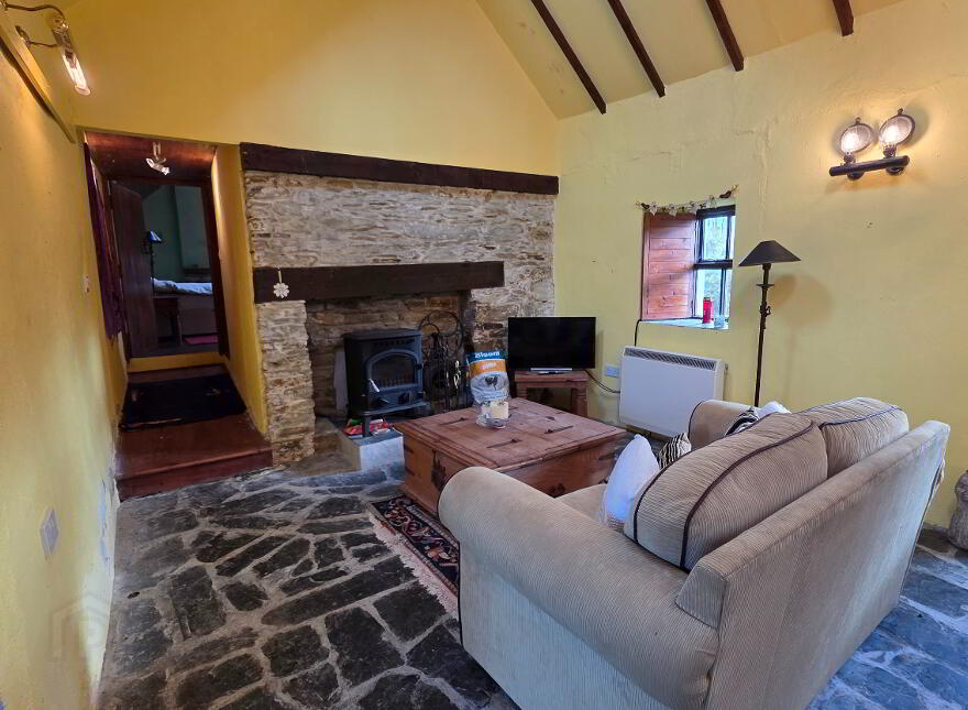 Poulnacalee, Church Cross, Skibbereen, P81CH74