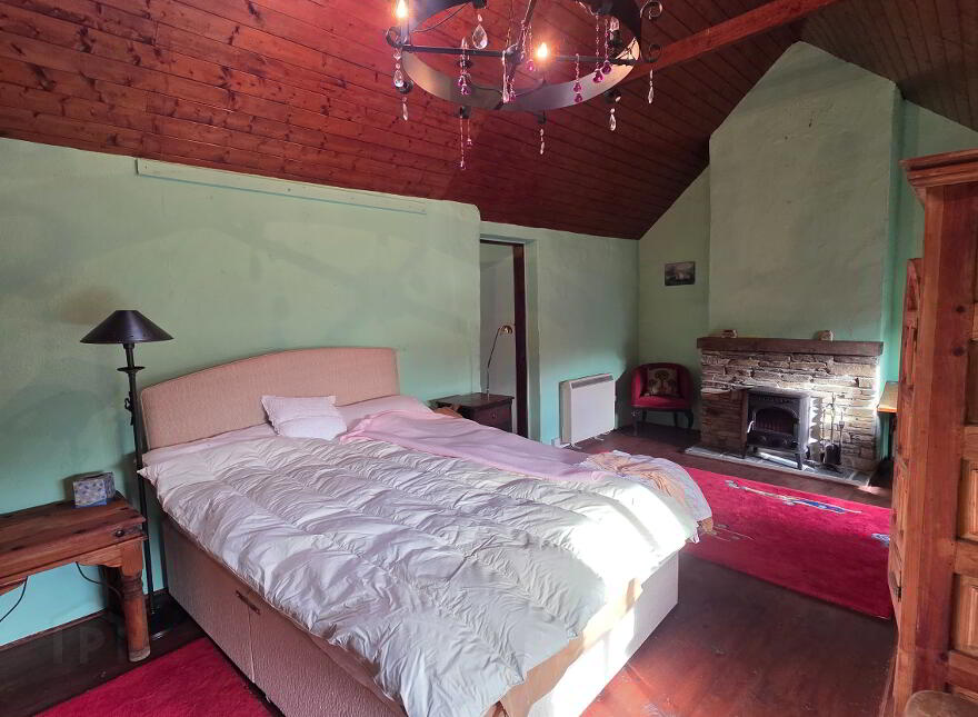 Poulnacalee, Church Cross, Skibbereen, P81CH74
