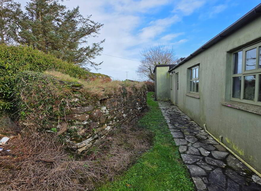 Poulnacalee, Church Cross, Skibbereen, P81CH74
