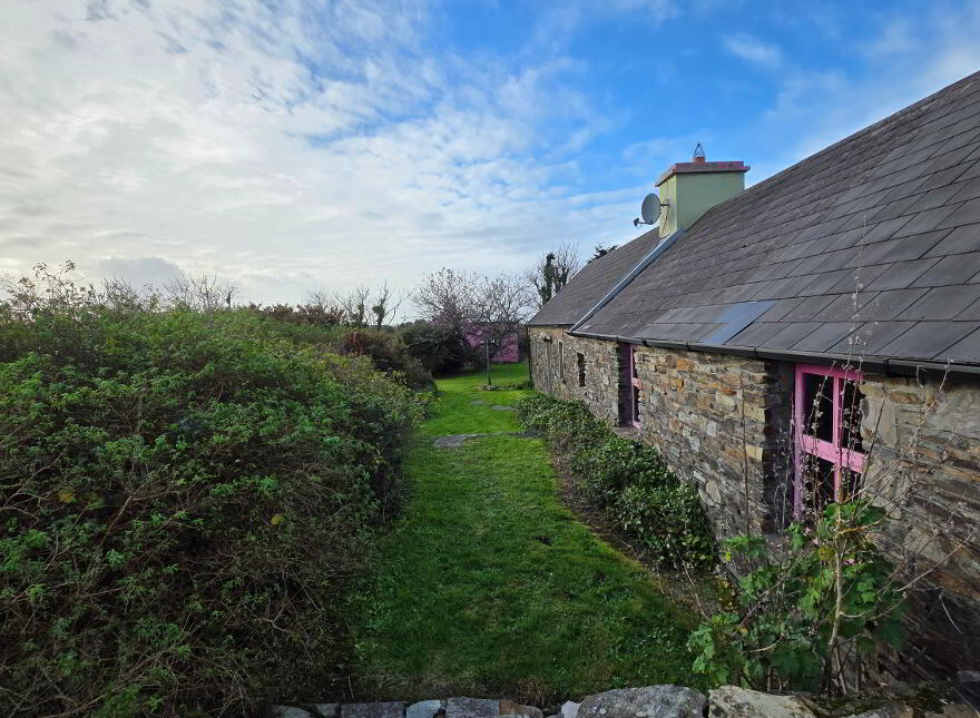 Poulnacalee, Church Cross, Skibbereen, P81CH74