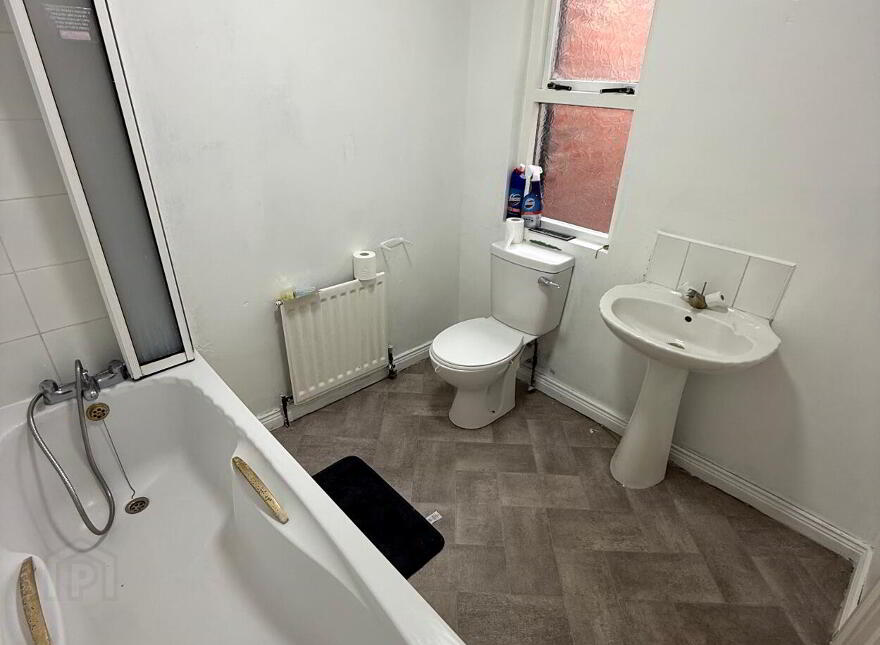 30 Hugh Street, Belfast, BT9 7HH