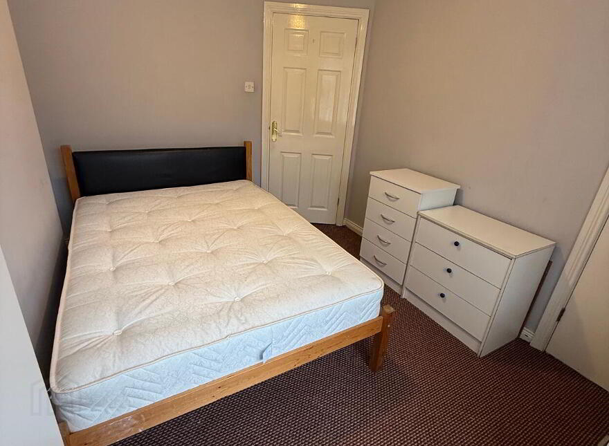 30 Hugh Street, Belfast, BT9 7HH