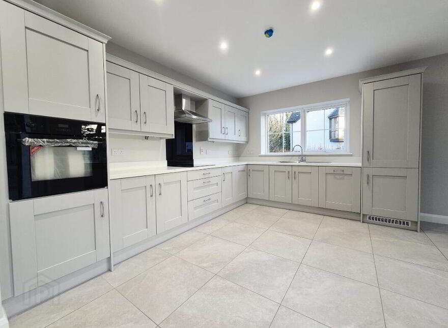 2 Creaghmore Glen, Drumquin, Omagh, BT78 4UH