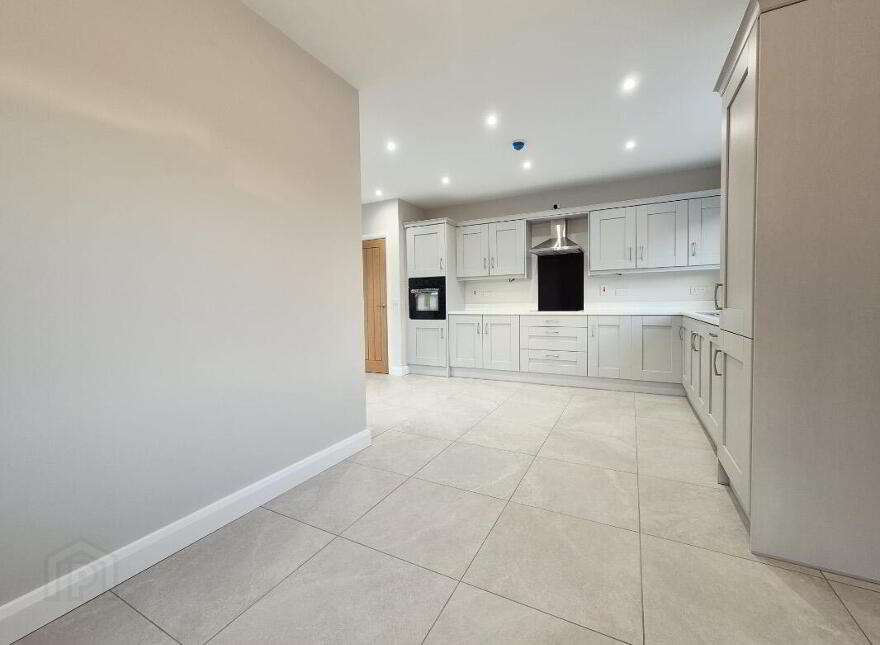 2 Creaghmore Glen, Drumquin, Omagh, BT78 4UH