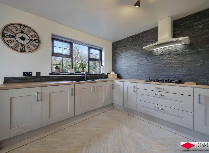 57b Rushall Road, Derry, BT47 3UG