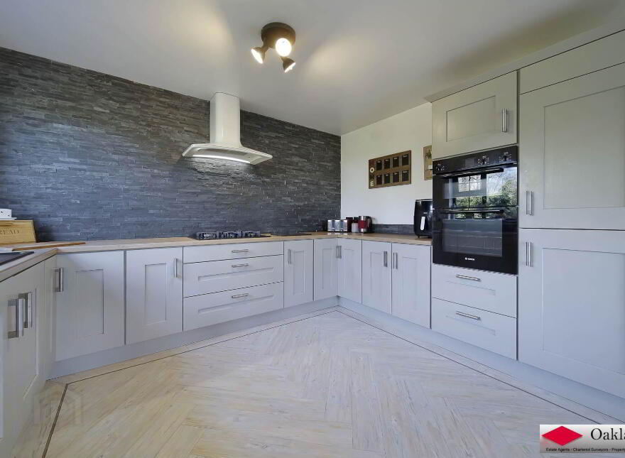 57b Rushall Road, Derry, BT47 3UG