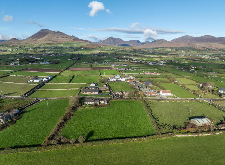 48 Longstone Road, Annalong, Newry, BT34 4UU