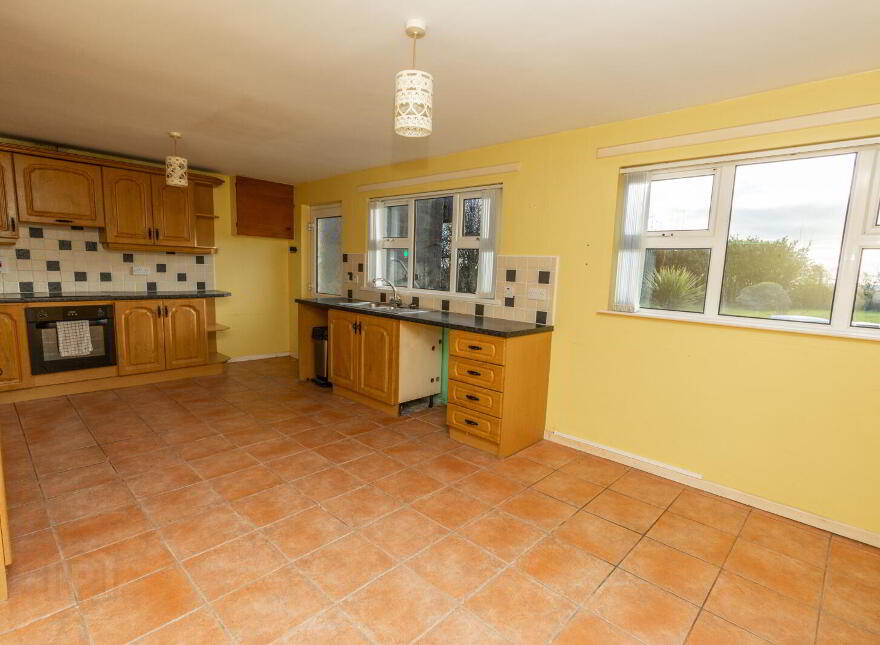 48 Longstone Road, Annalong, Newry, BT34 4UU